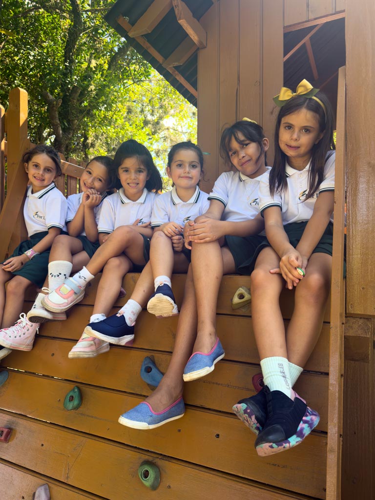 Vida escolar na For Life School